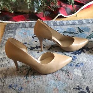Brooks Brothers Nude Brooks Brothers Heel—7.5